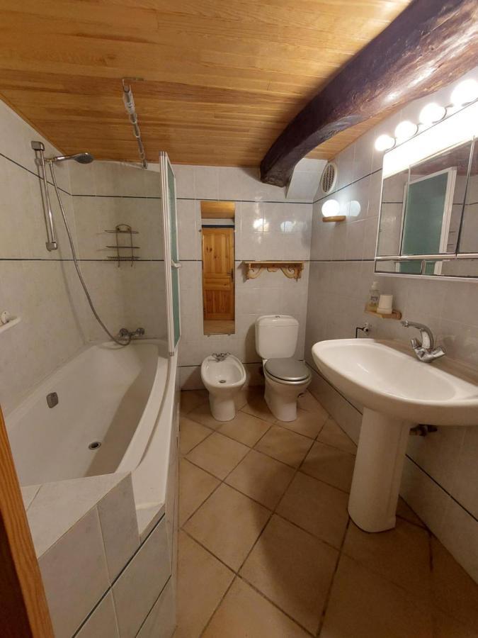 Chambres D'Hotes : Les Maisons De Gaia Tuchan Bagian luar foto