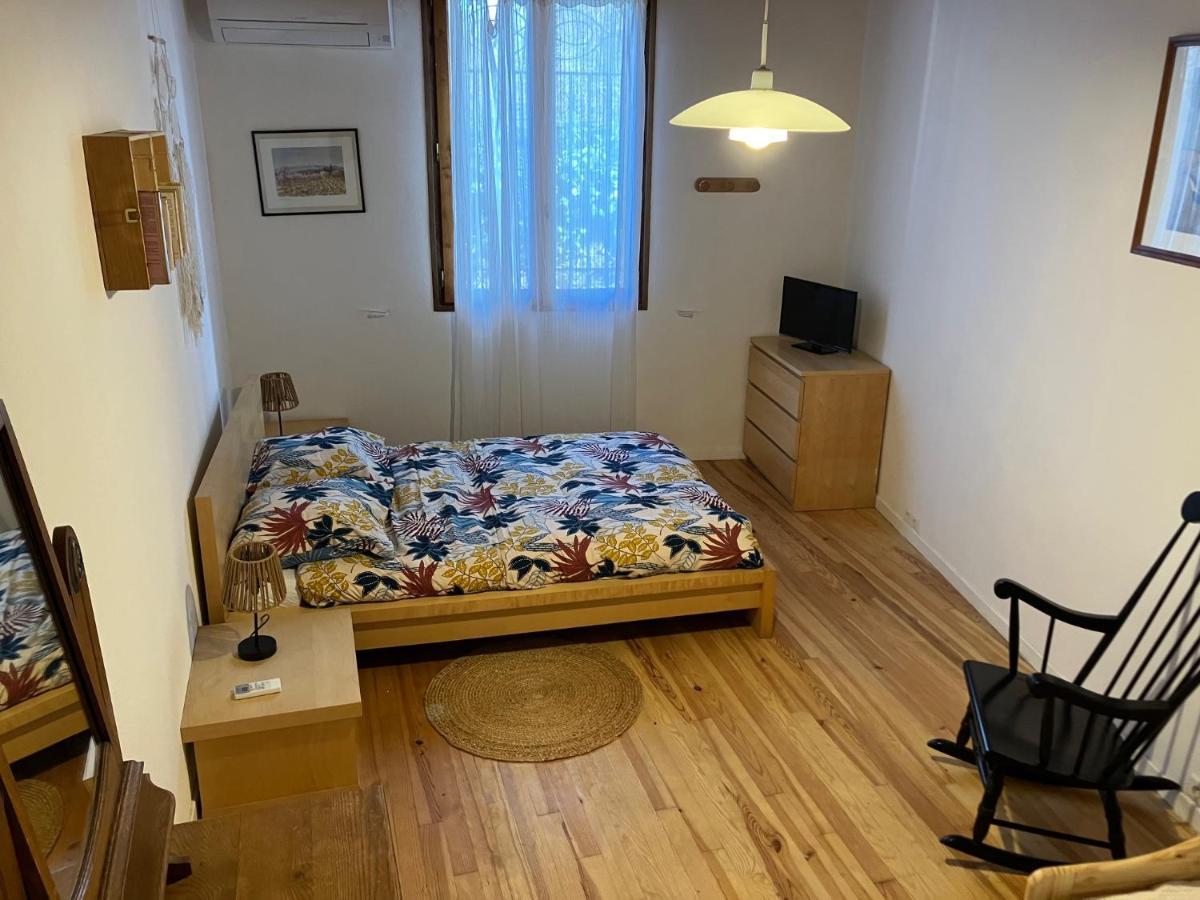 Chambres D'Hotes : Les Maisons De Gaia Tuchan Bagian luar foto